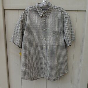 Eddie Bauer Plaid Short Sleeve Men’s Shirt Size L